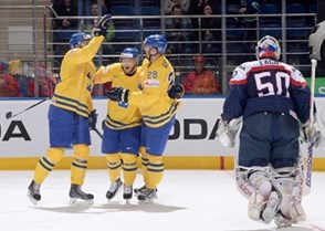 MINSK, BELARUS - MAY 16: Sweden's Gustav Nyquist #41 celebrates after scoring Team Sweden's first goal of the game during preliminary round action at the 2014 IIHF Ice Hockey World Championship. (Photo by Richard Wolowicz/HHOF-IIHF Images)

